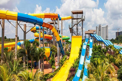 Private Taxi Johor Bahru from Singapore to Austin Height Water Park The best Attractions in Johor Bahru