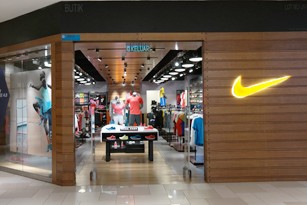 Branded Sport Shoes Shop at City Square