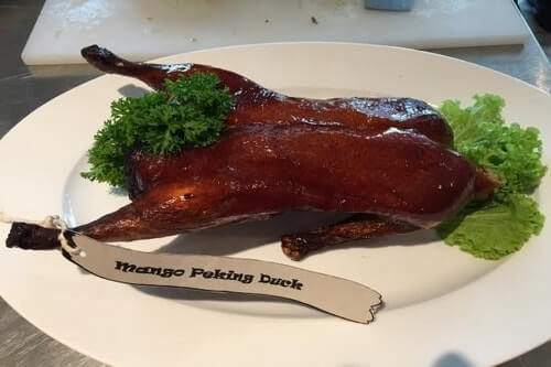 Wan Li Johor Restaurant offers roast chicken