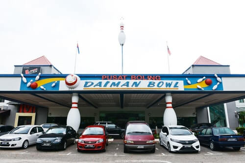 Momporen Xxx - Must Visit Popular Bowling Places with family and friends in Johor Bahru -