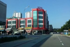 private taxi booking from Singapore to Austin Heights Mount Austin