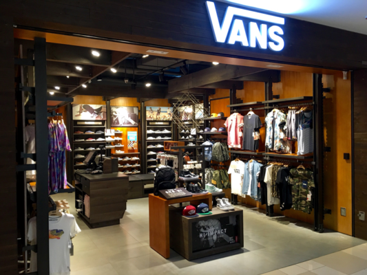 Top 5 Sports Shop in City Square mall That You Should Visit